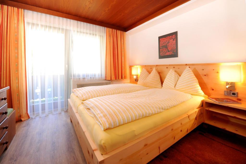 Gastehaus Haffner Hotel Zell am See Room photo